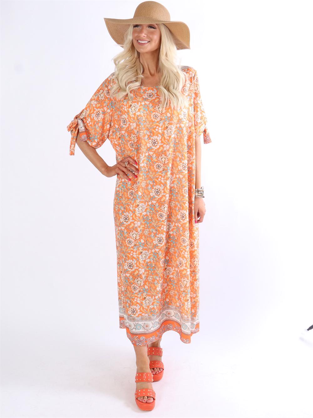 Enia - Blommig lång tunikaklänning